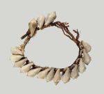 Necklace lei Oz 224 Necklace made from snail shells strung together a plaited string.
