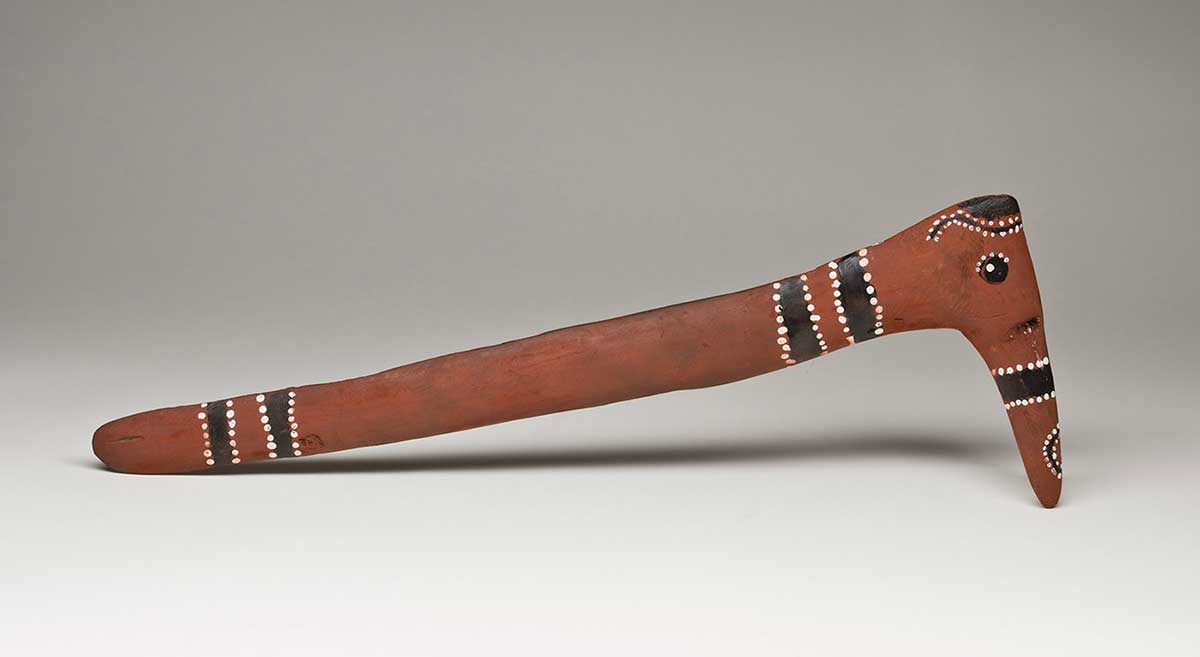 Boomerang that looks like a 'hook'.