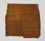 Barkcloth kapa Thin single-layered barkcloth with an orange-ochre colour, decorated with parallel red lines on one side.
