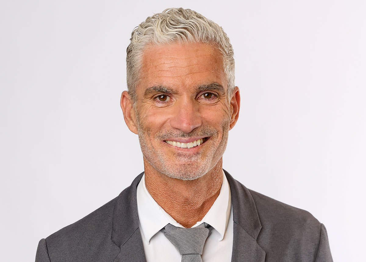 Studio portrait photograph of Craig Foster.