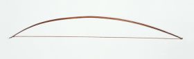 Bow kaufana Curved bow of brown wood becoming slightly thinner towards both ends.