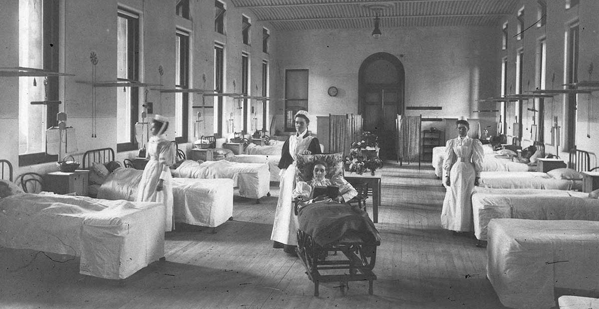 Interior, women’s surgical ward, Sydney Hospital, 1890s